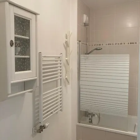 T3 63 M2 Rez-de-chaussee, Schweitzer 2 Garage Et Jardin Lägenhet