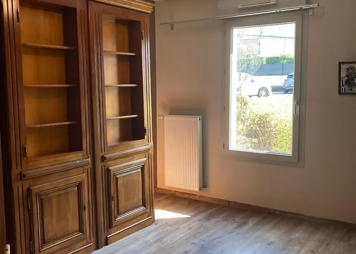 アパート T3 63 M2 Rez-de-chaussee, Schweitzer 2 Garage Et Jardin *