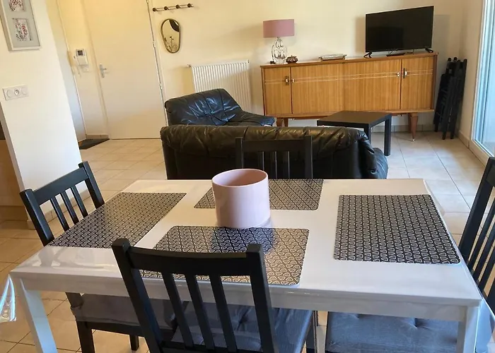 T3 63 M2 Rez-de-chaussee, Schweitzer 2 Garage Et Jardin *