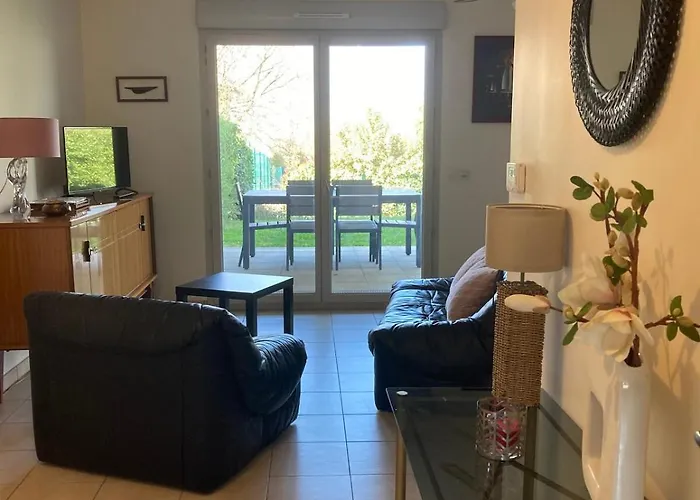 T3 63 M2 Rez-de-chaussee, Schweitzer 2 Garage Et Jardin *